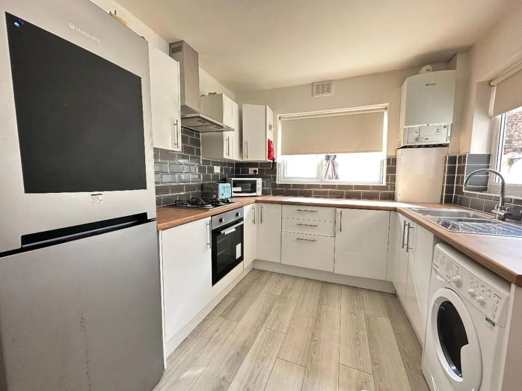 4 bedroom terraced house for rent