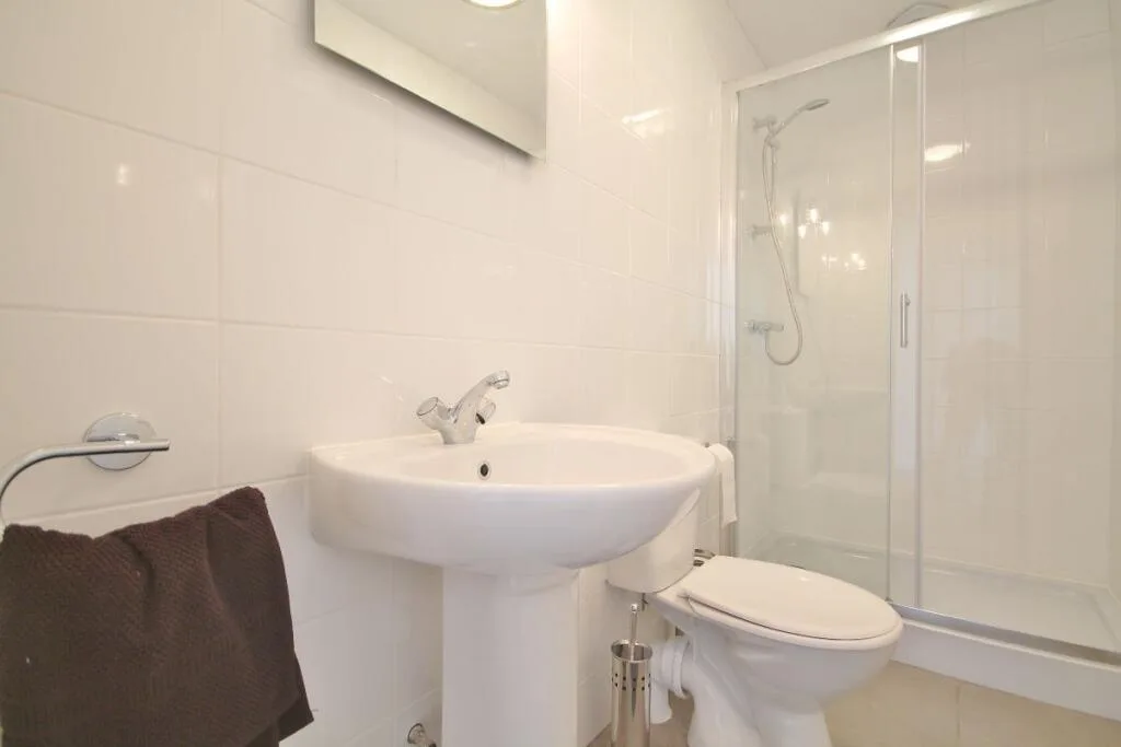 4 bedroom terraced house for rent