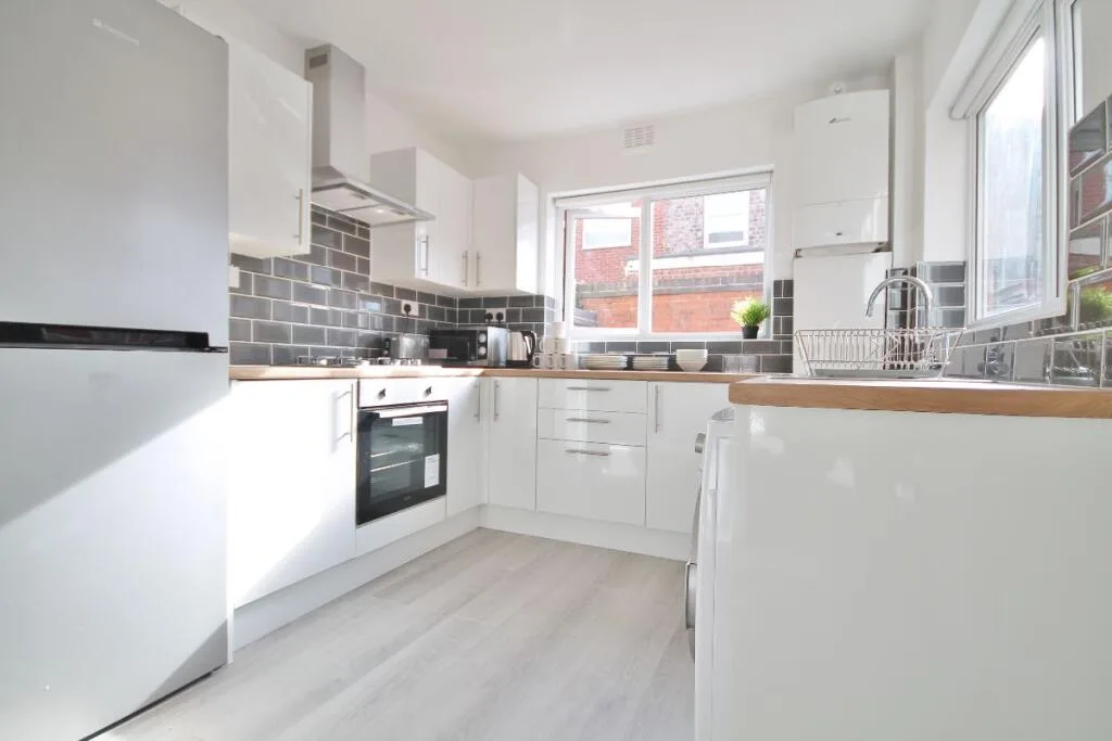 4 bedroom terraced house for rent