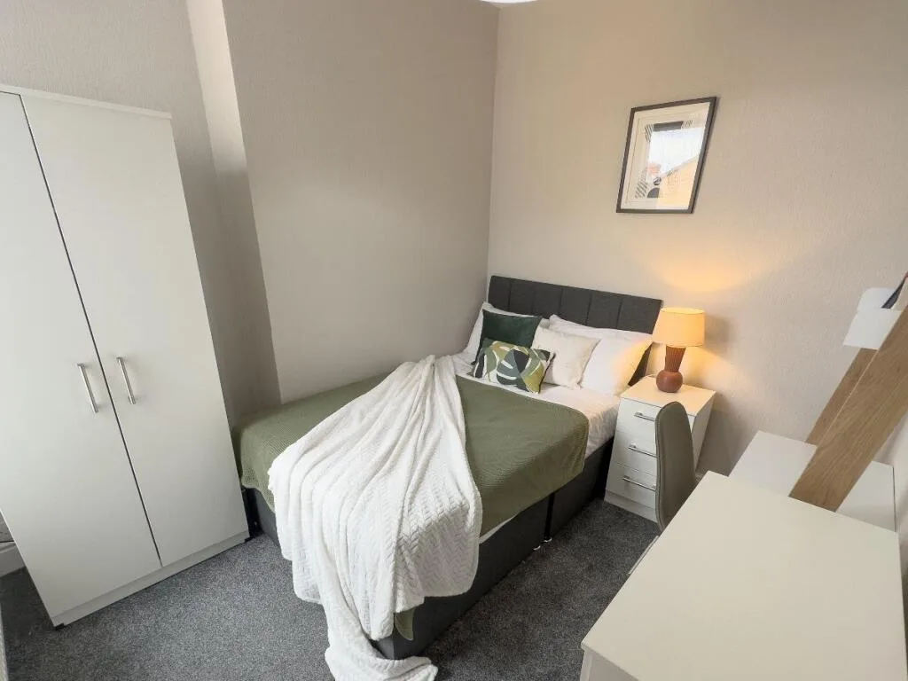 4 bedroom terraced house for rent