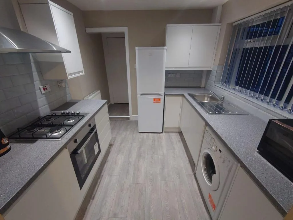 4 bedroom terraced house for rent