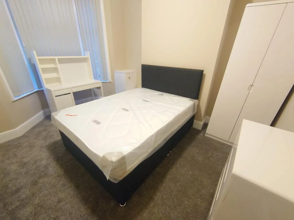 4 bedroom terraced house for rent