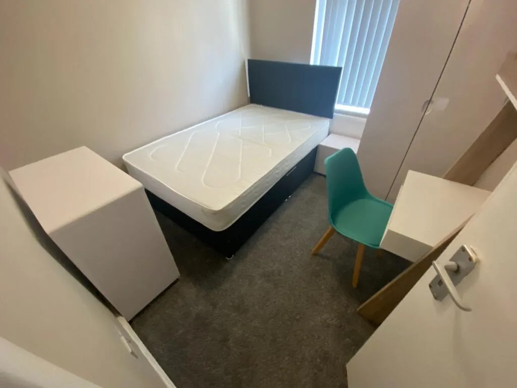 4 bedroom terraced house for rent