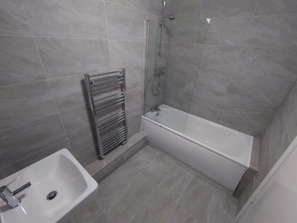 4 bedroom terraced house for rent