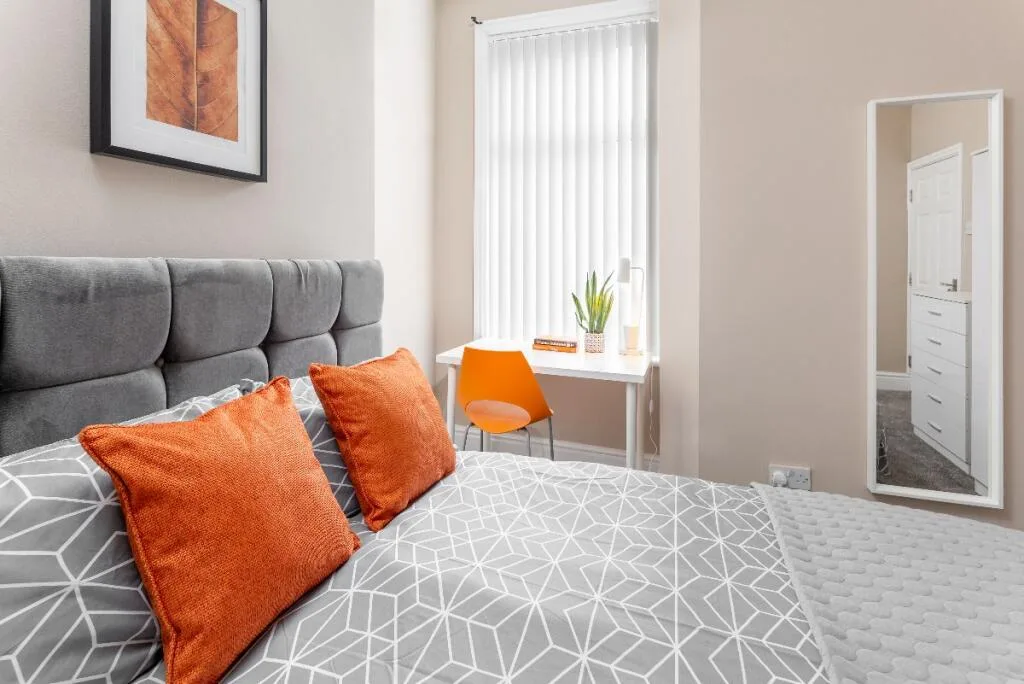 5 bedroom terraced house for rent
