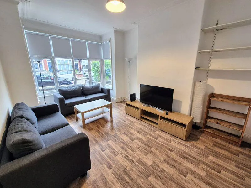 4 bedroom terraced house for rent