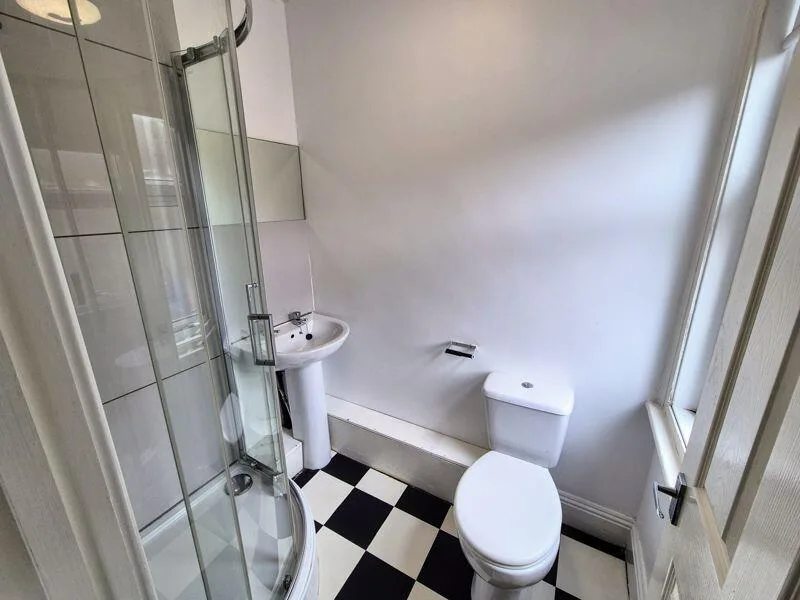 4 bedroom terraced house for rent