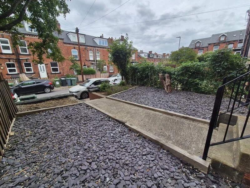 4 bedroom terraced house for rent