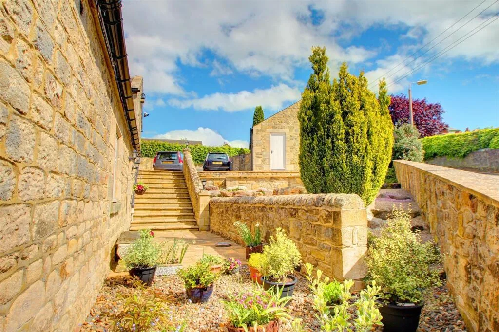 5 bedroom barn conversion for rent