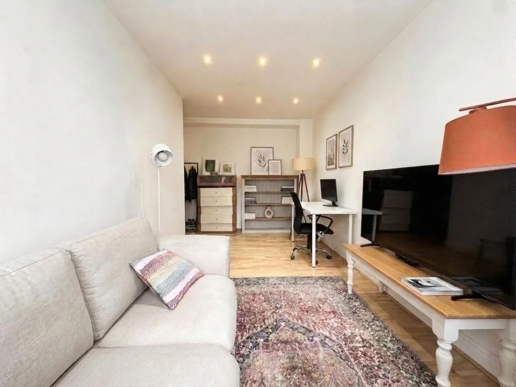 1 bedroom ground floor flat for rent