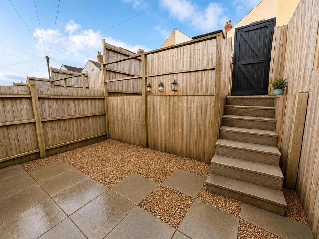 7 bedroom house for rent