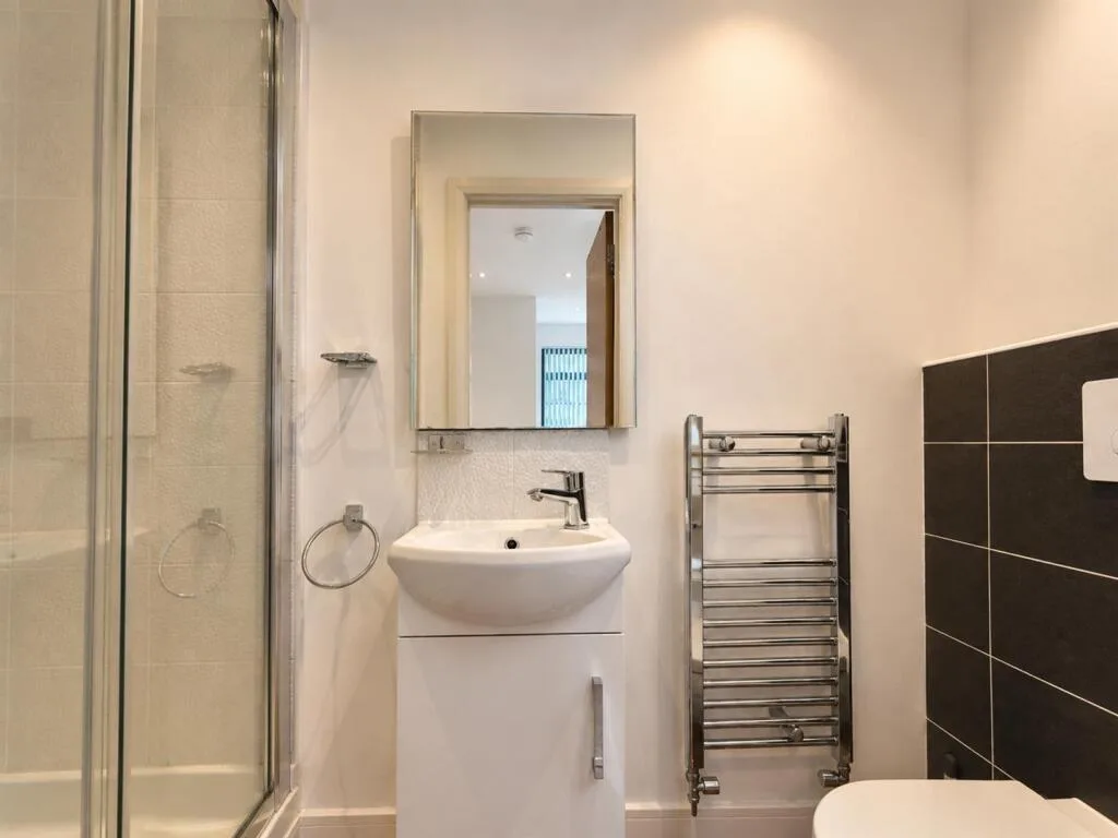 7 bedroom house for rent