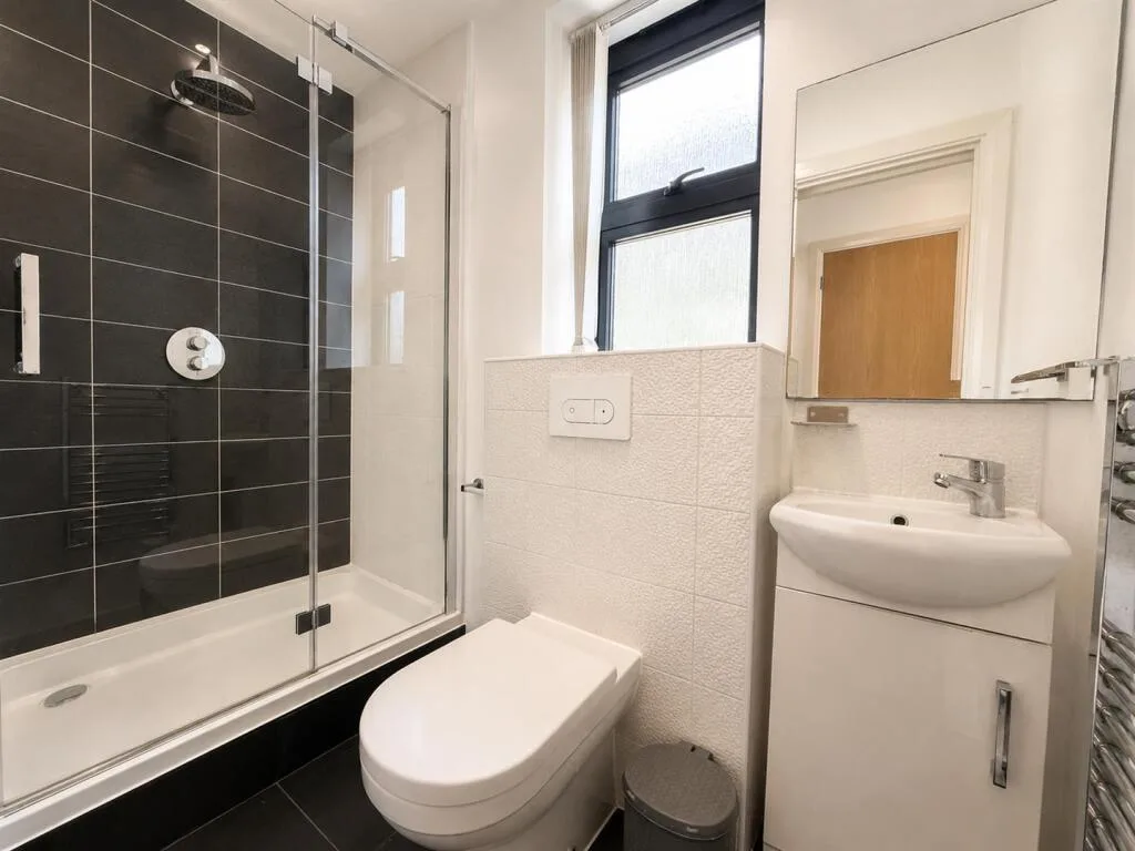 7 bedroom house for rent