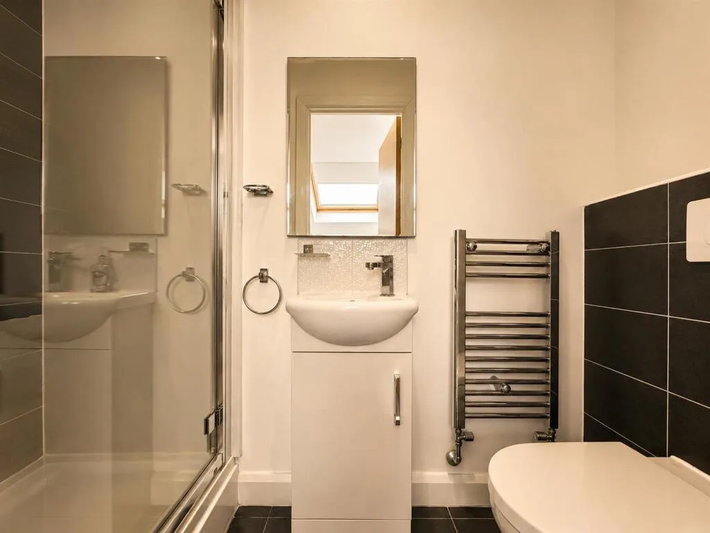 7 bedroom house for rent