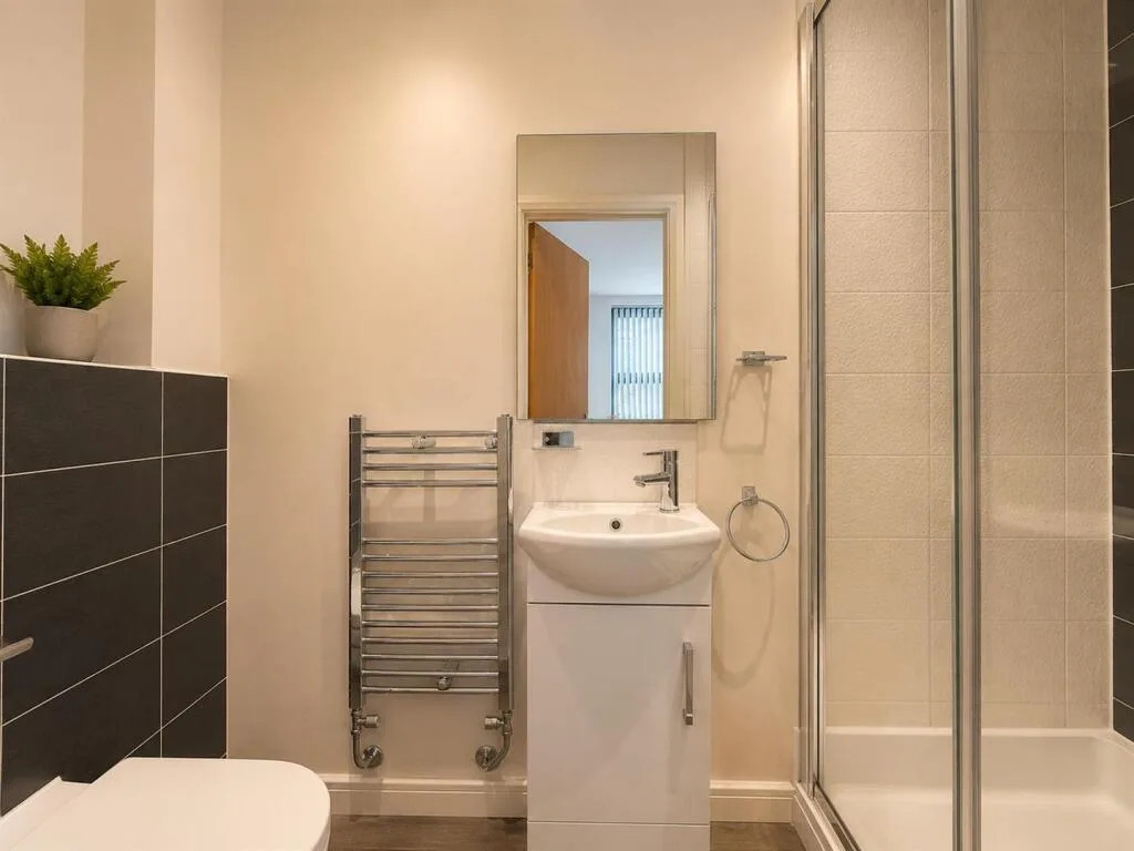 7 bedroom house for rent
