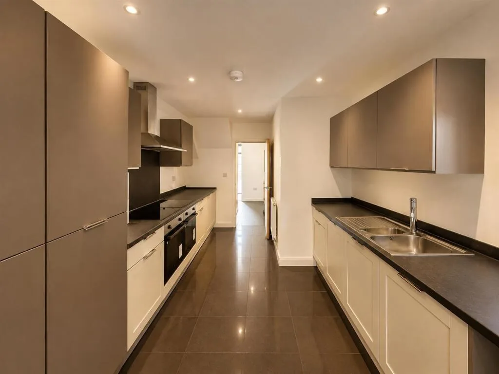 7 bedroom house for rent
