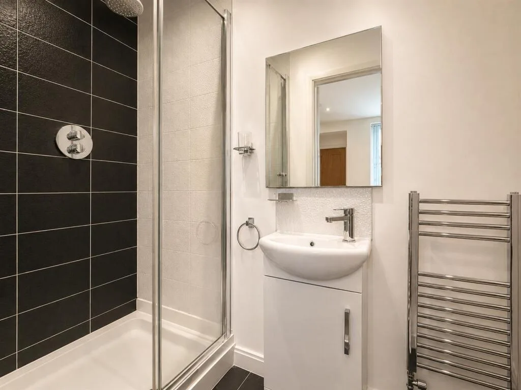 7 bedroom house for rent