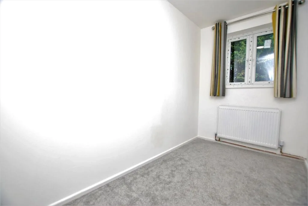 2 bedroom end of terrace house for rent