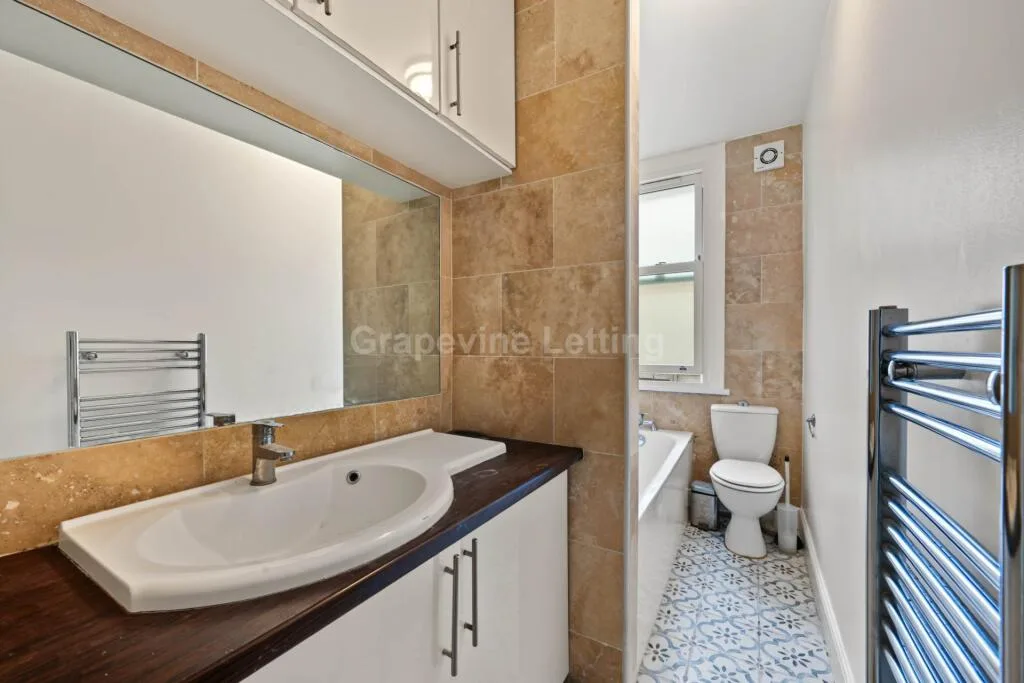 3 bedroom flat for rent