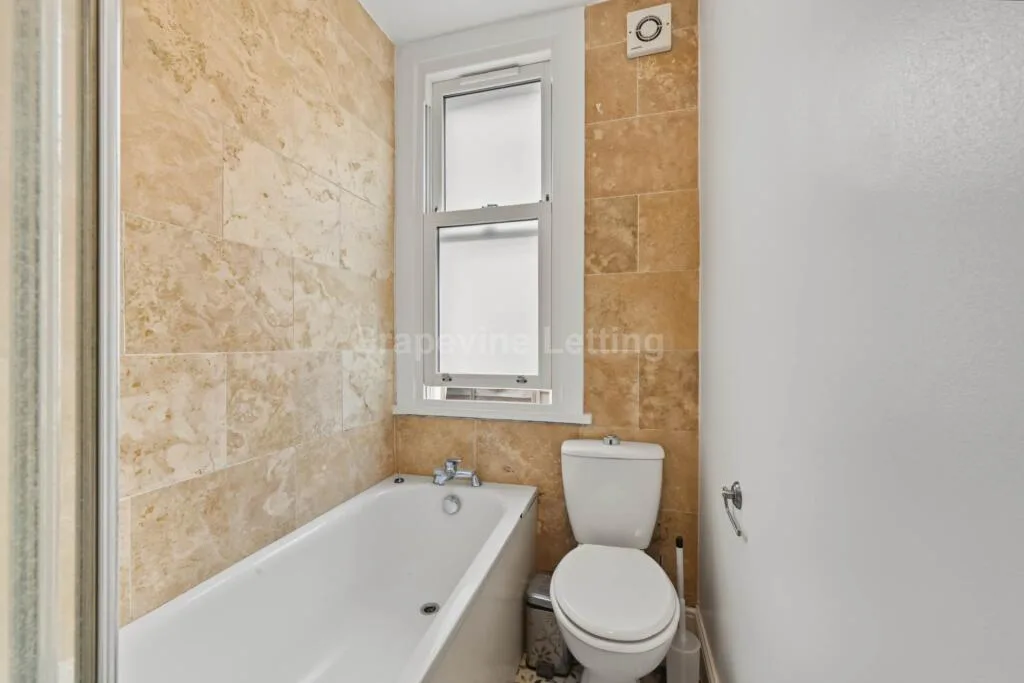 3 bedroom flat for rent