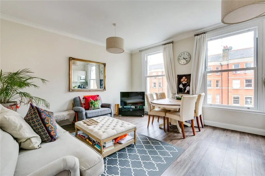 2 bedroom flat for rent