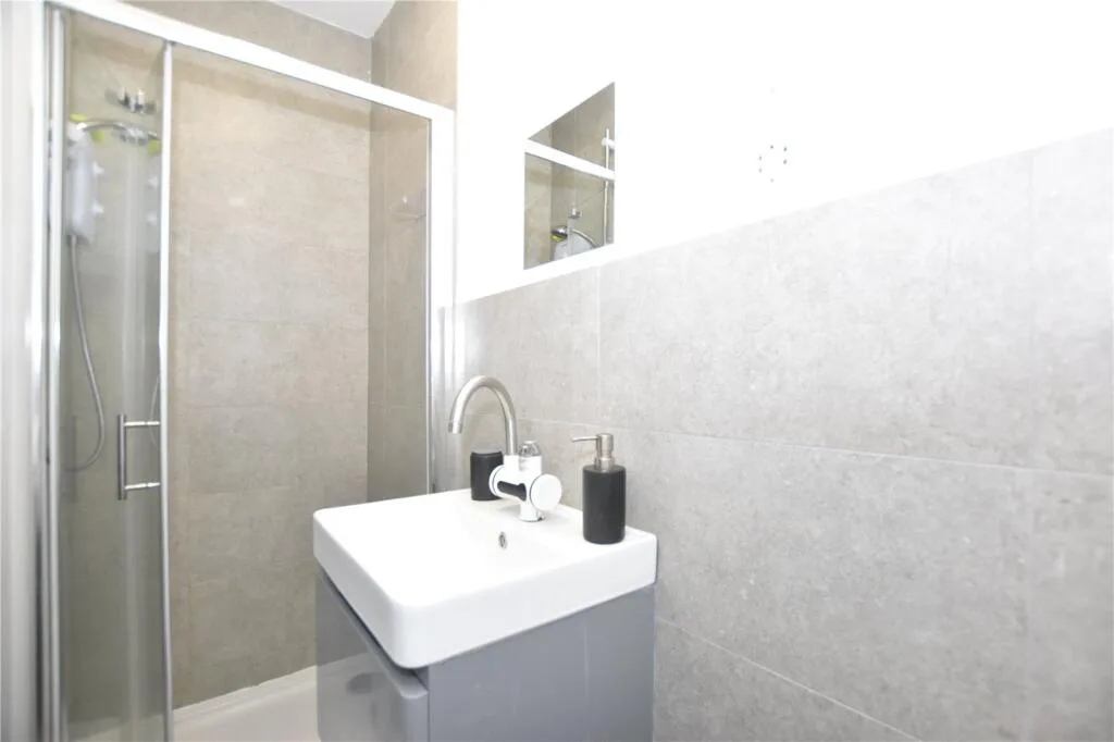 1 bedroom house for rent