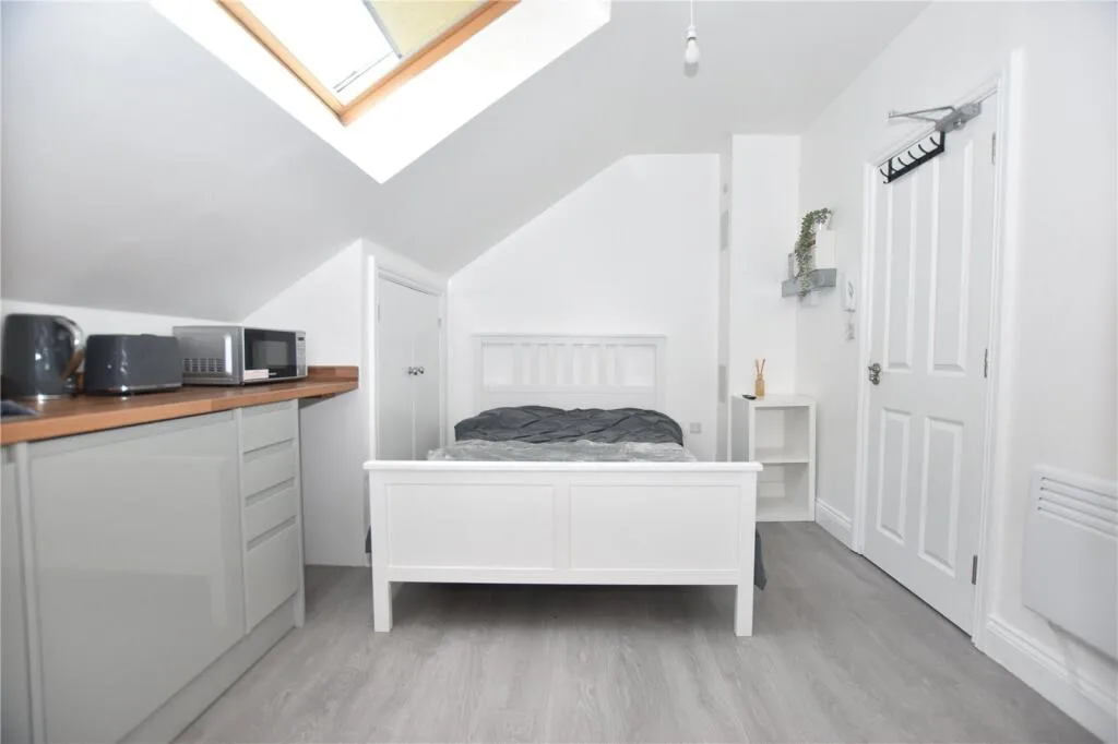 1 bedroom house for rent