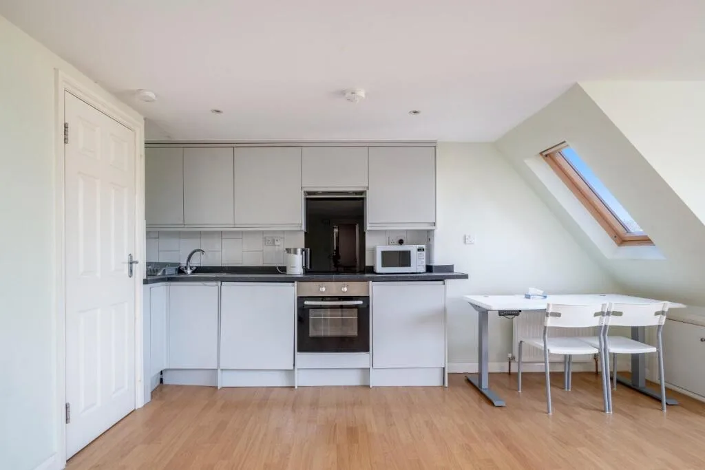 1 bedroom house for rent