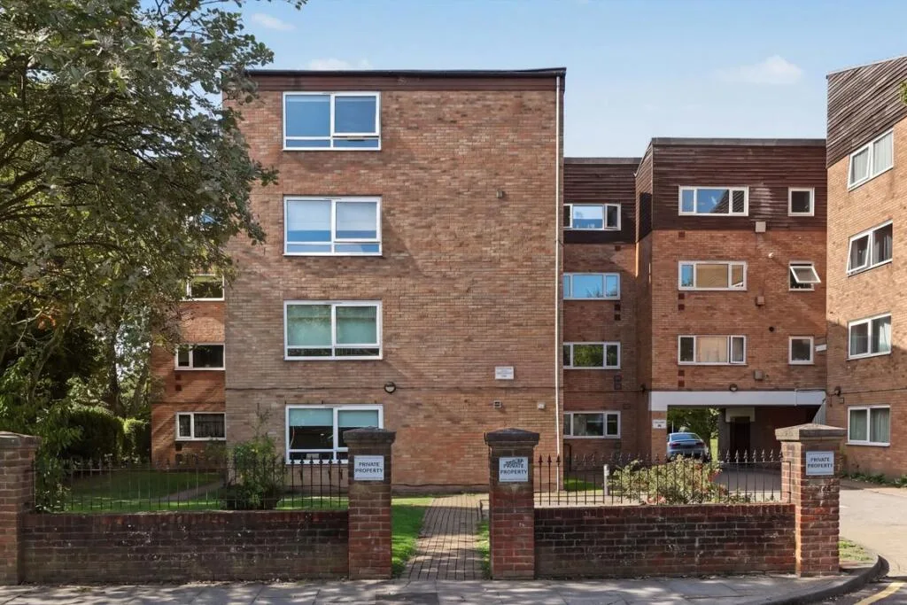2 bedroom flat for rent