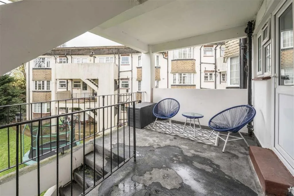 2 bedroom flat for rent