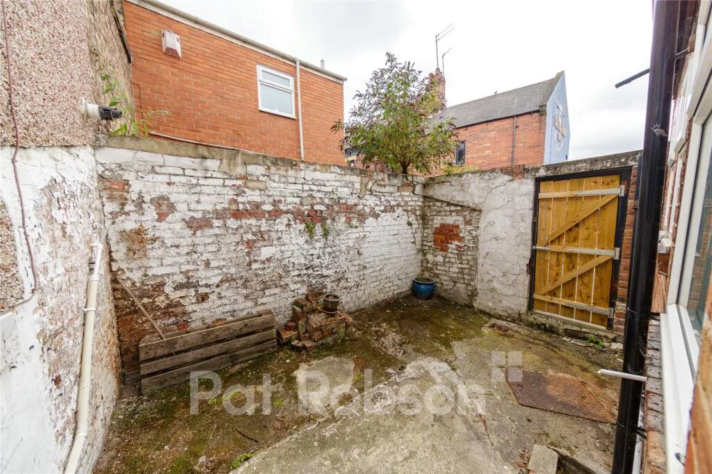 4 bedroom house for rent
