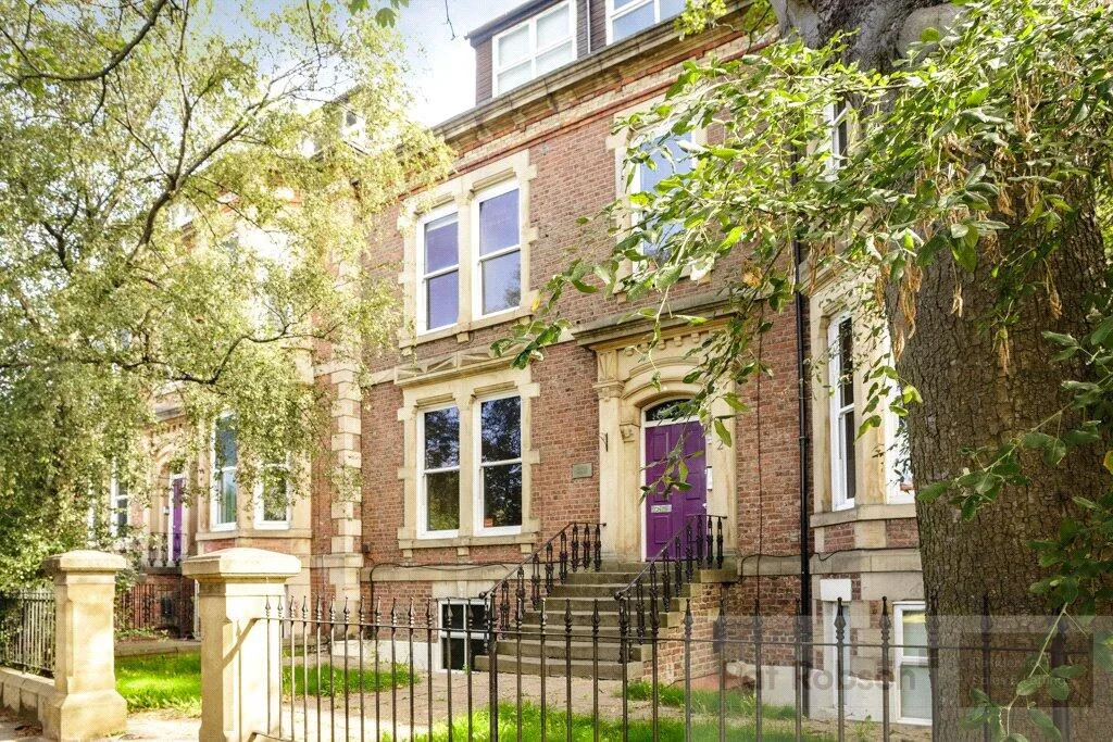 4 bedroom apartment for rent