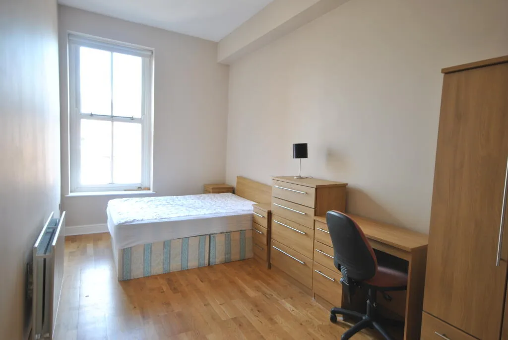 4 bedroom apartment for rent