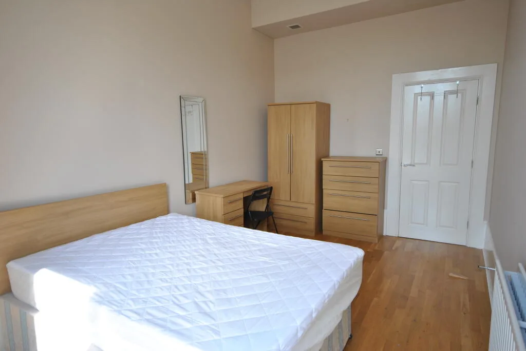 4 bedroom apartment for rent