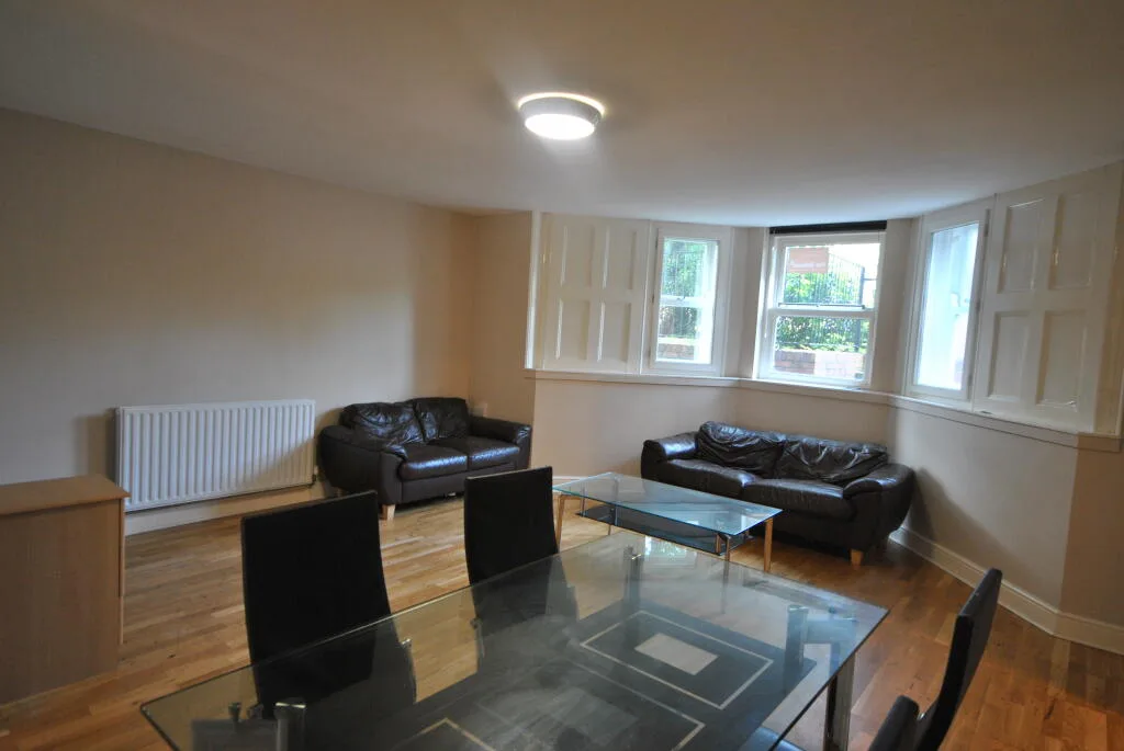 4 bedroom apartment for rent