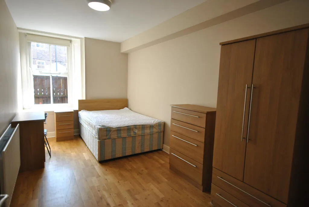 4 bedroom apartment for rent