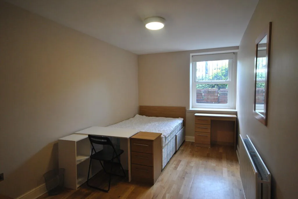 4 bedroom apartment for rent