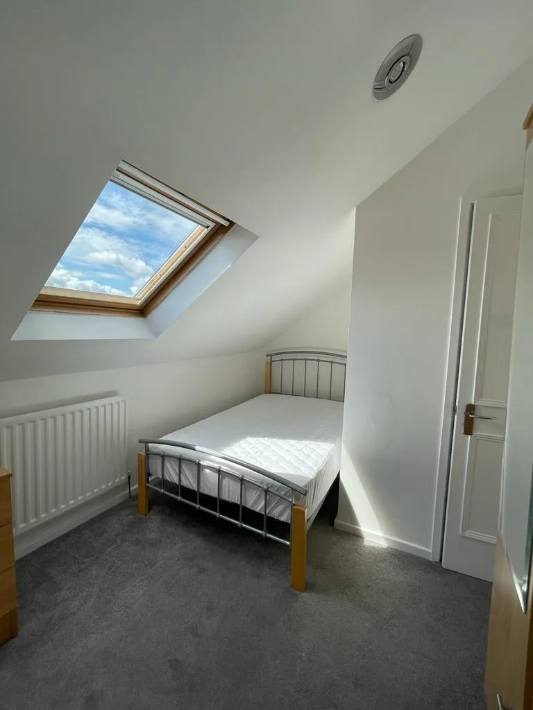 5 bedroom maisonette for rent