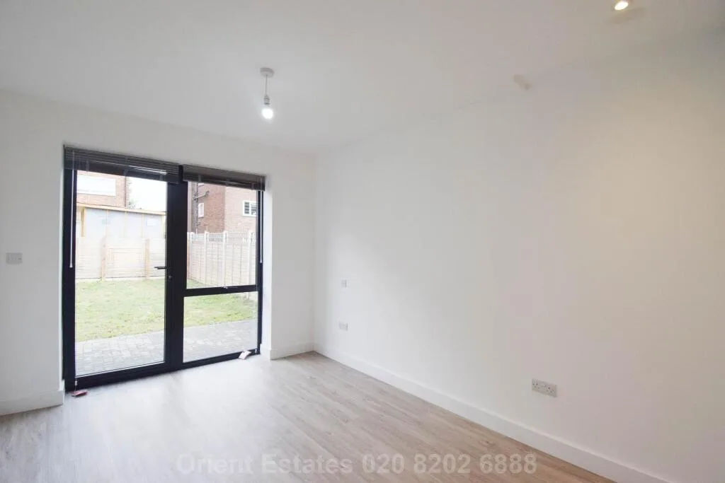 4 bedroom bungalow for rent