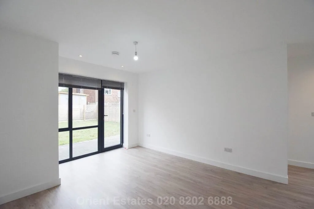 4 bedroom bungalow for rent