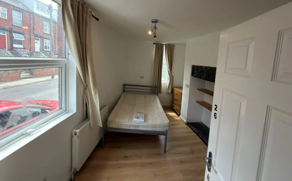 7 bedroom terraced house for rent