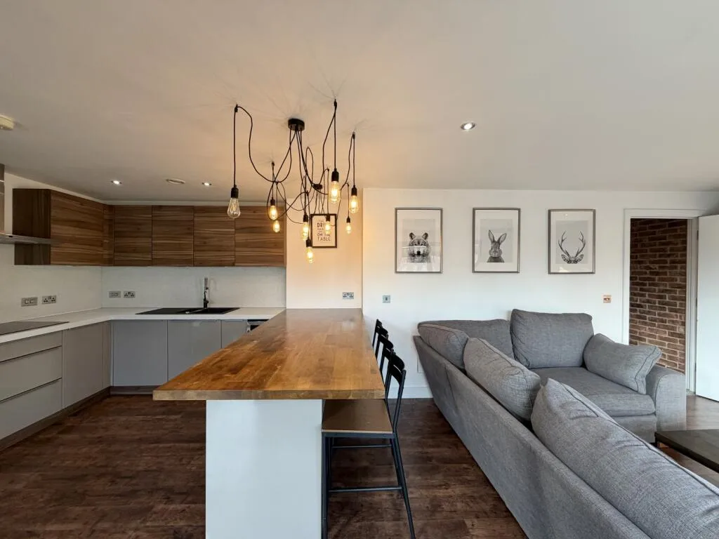 3 bedroom apartment for rent