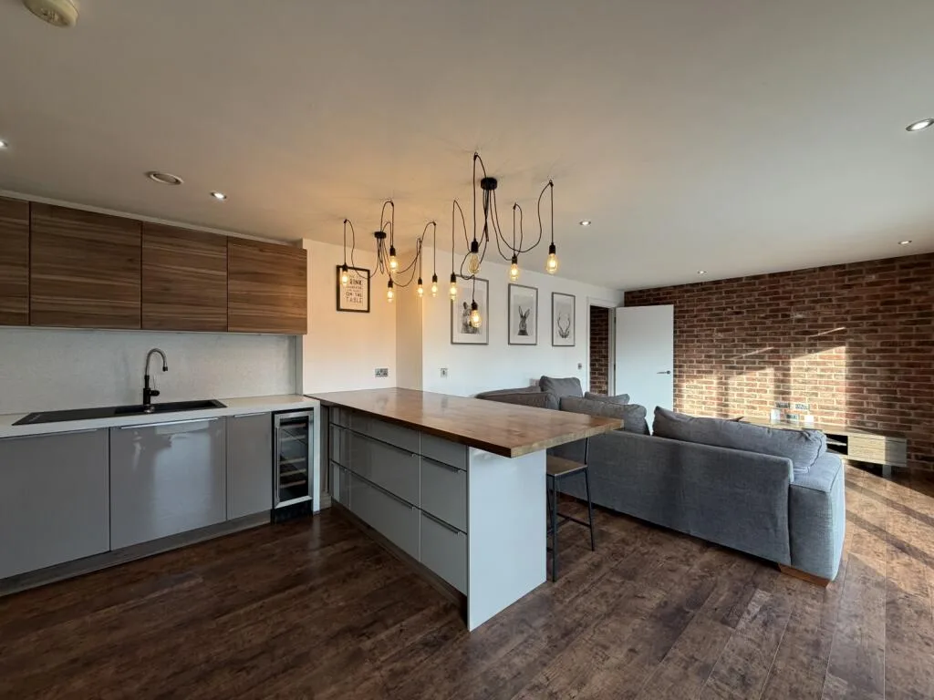 3 bedroom apartment for rent