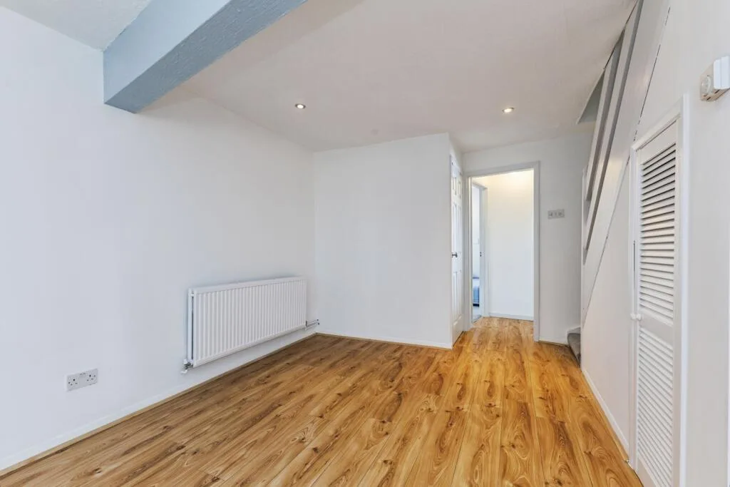2 bedroom terraced house for rent