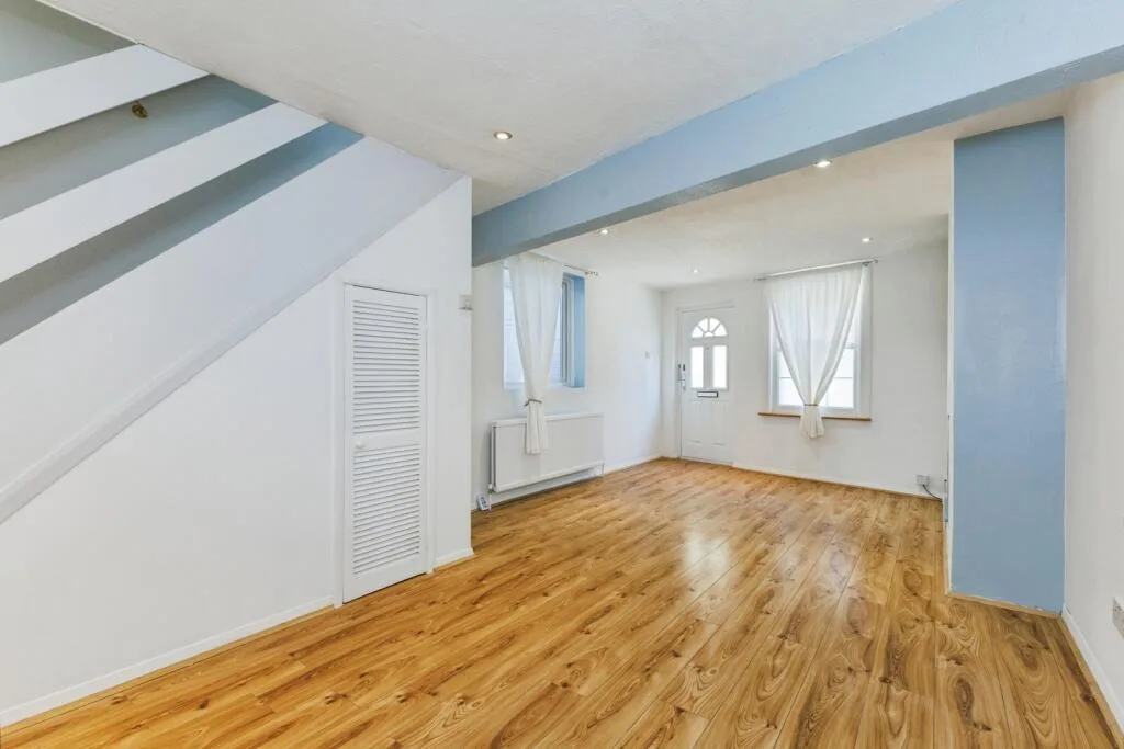 2 bedroom terraced house for rent