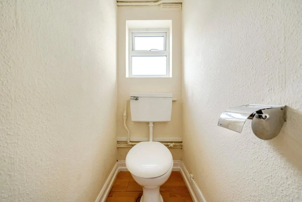 2 bedroom maisonette for rent