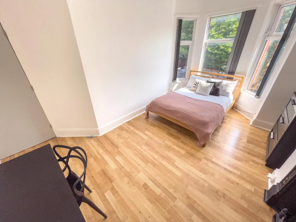7 bedroom house for rent