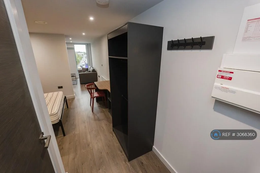 Studio flat for rent