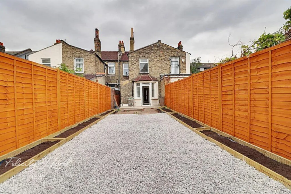 3 bedroom terraced house for rent