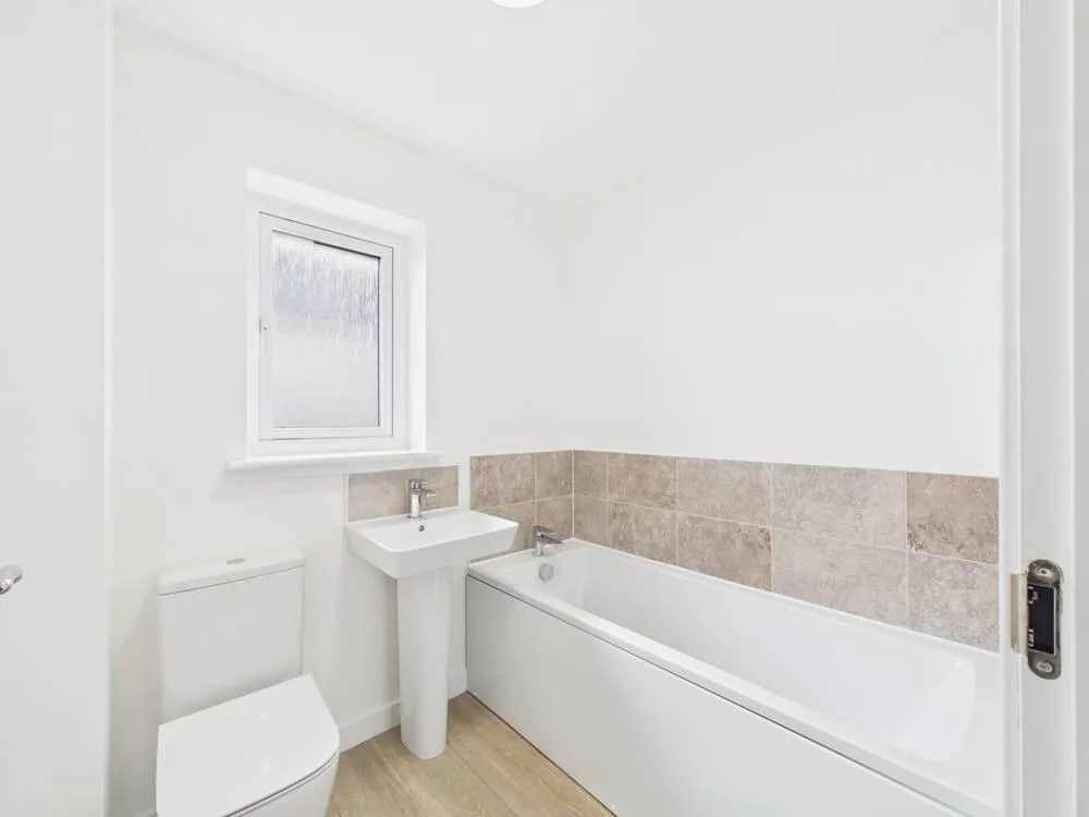 3 bedroom detached house for rent